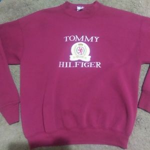 Rare! vintage Tommy Hilfiger Crest logo Crewneck